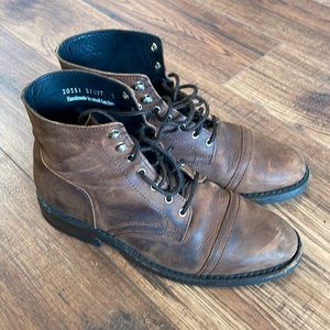 [Make an offer!] Men’s Thursday Boot - Captain | Arizona Adobe - Standard / 10